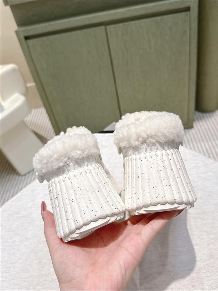 20251128165030633 340